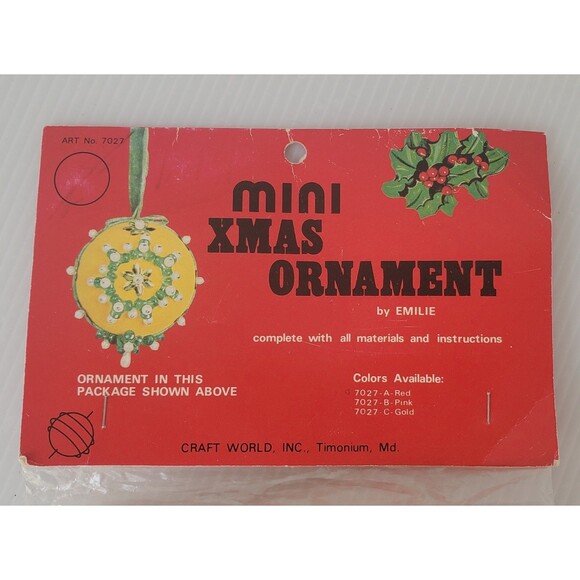 VTG Craft World Red Christmas Ornament Kit Pearl Bead Pin By Emilie Mini Magic - Picture 3 of 7
